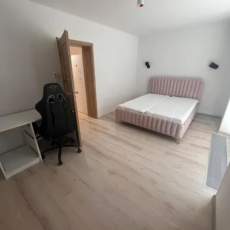 Apartman Teo Zsolna